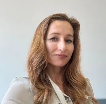 Business Development Manager - María Álvarez Charters